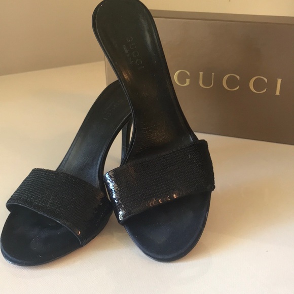 Gucci Shoes - Gorgeous Gucci Black Sequins Heels